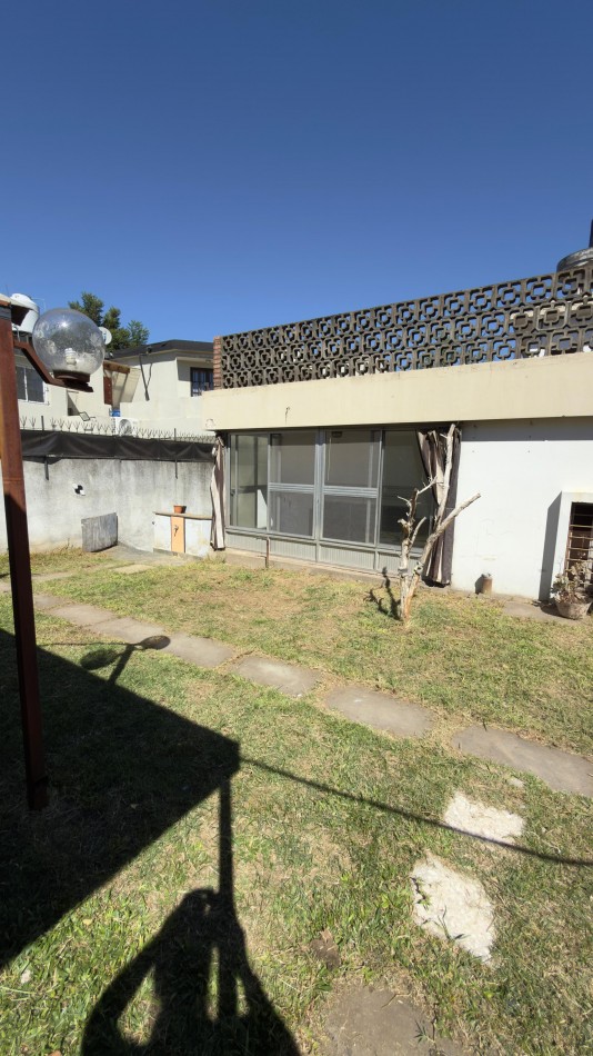 Casa en venta en Castelar Sur
