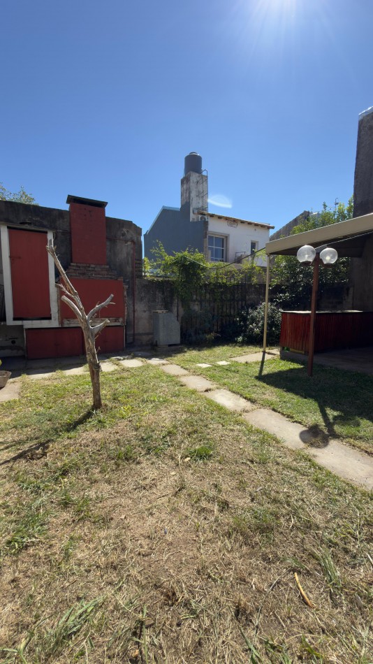 Casa en venta en Castelar Sur