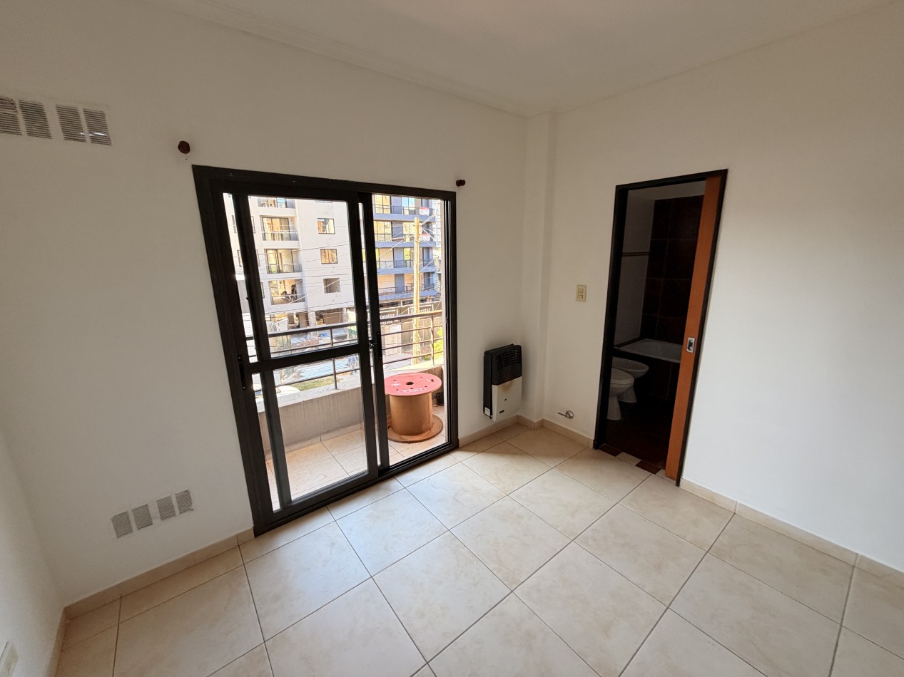 Monoambiente en alquiler en Moron Sur