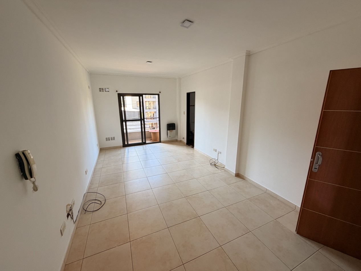 Monoambiente en alquiler en Moron Sur