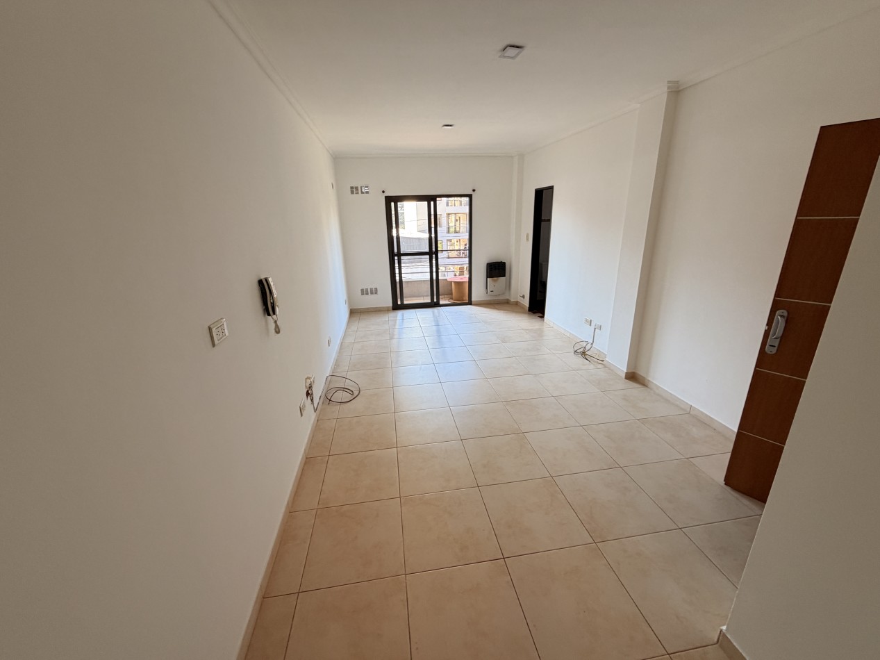 Monoambiente en alquiler en Moron Sur