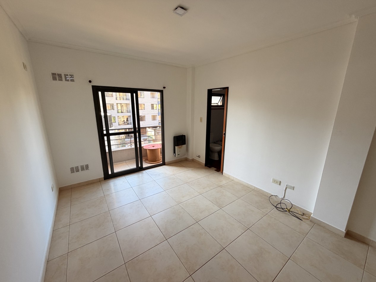 Monoambiente en alquiler en Moron Sur