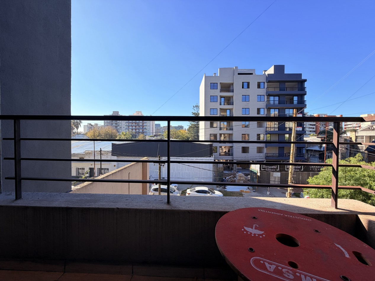 Monoambiente en alquiler en Moron Sur
