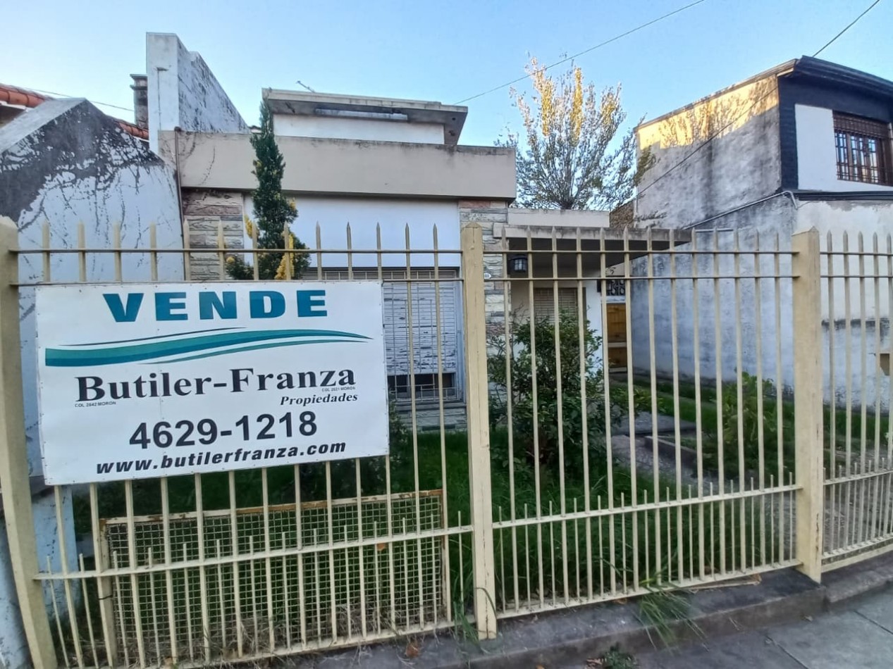 Casa en venta en Castelar Sur