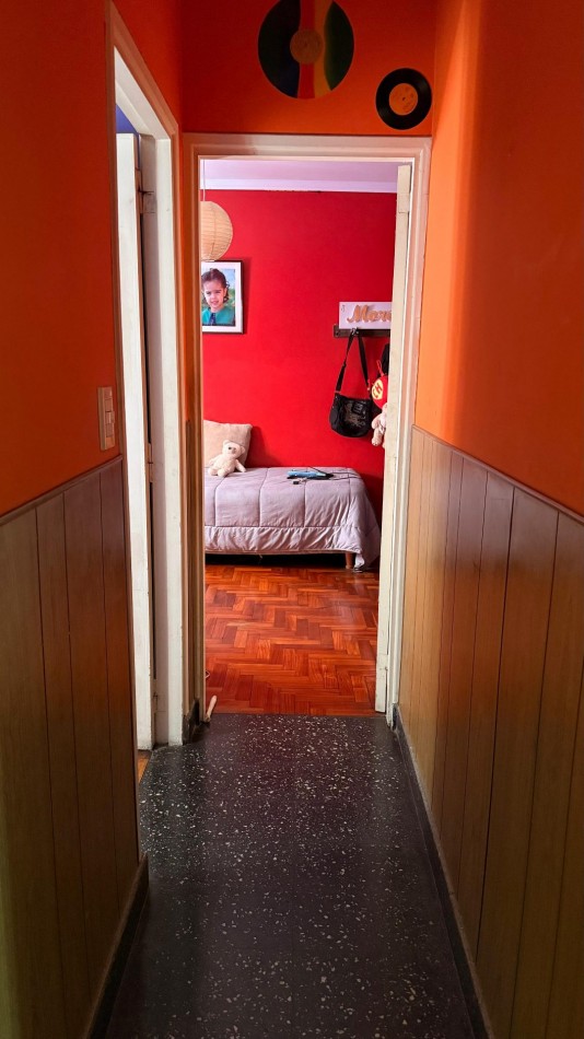 Departamento 3 Ambientes en Planta Baja con Patio en Excelente Zona de Ramos Mejia