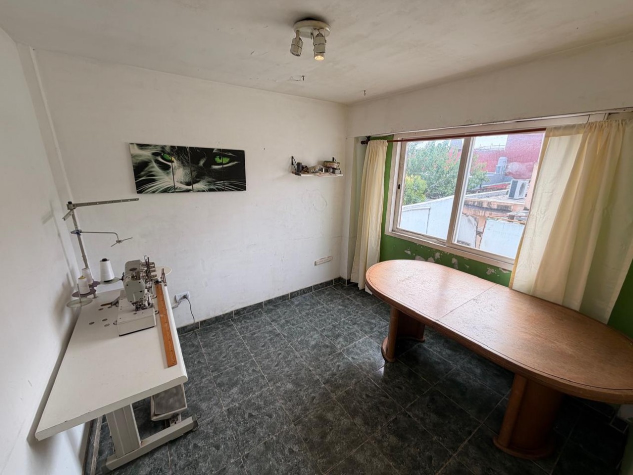 PH a venta en Castelar Norte