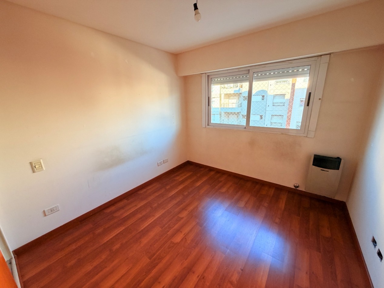 Departamento de 2 ambientes en Castelar Sur