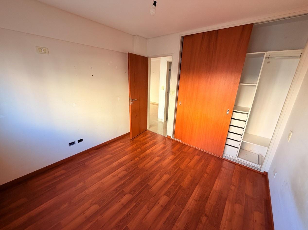 Departamento de 2 ambientes en Castelar Sur