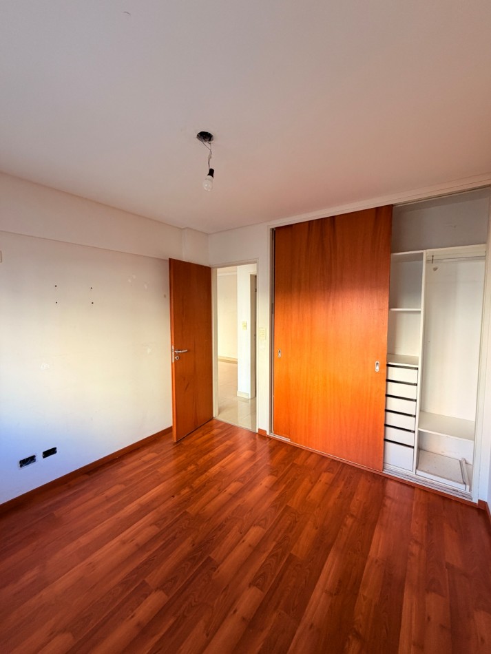 Departamento de 2 ambientes en Castelar Sur
