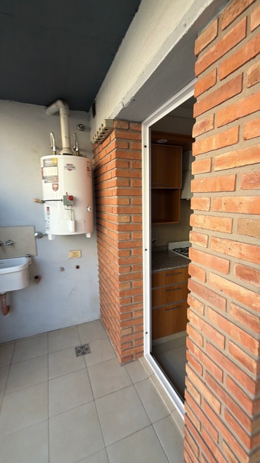 Departamento de 2 ambientes en Castelar Sur