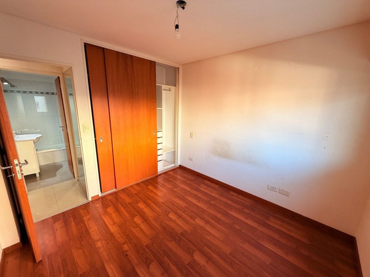 Departamento de 2 ambientes en Castelar Sur