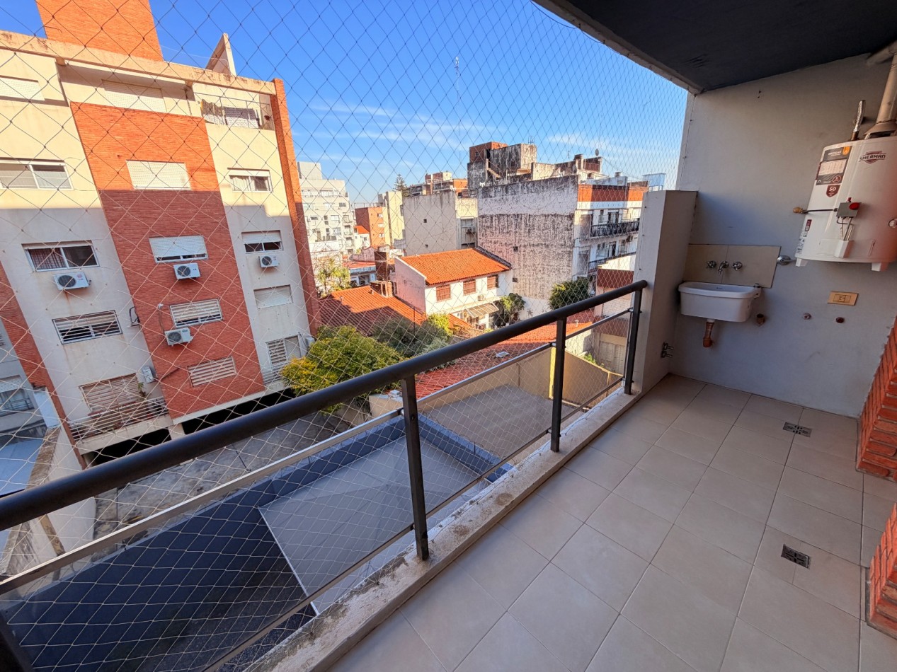 Departamento de 2 ambientes en Castelar Sur