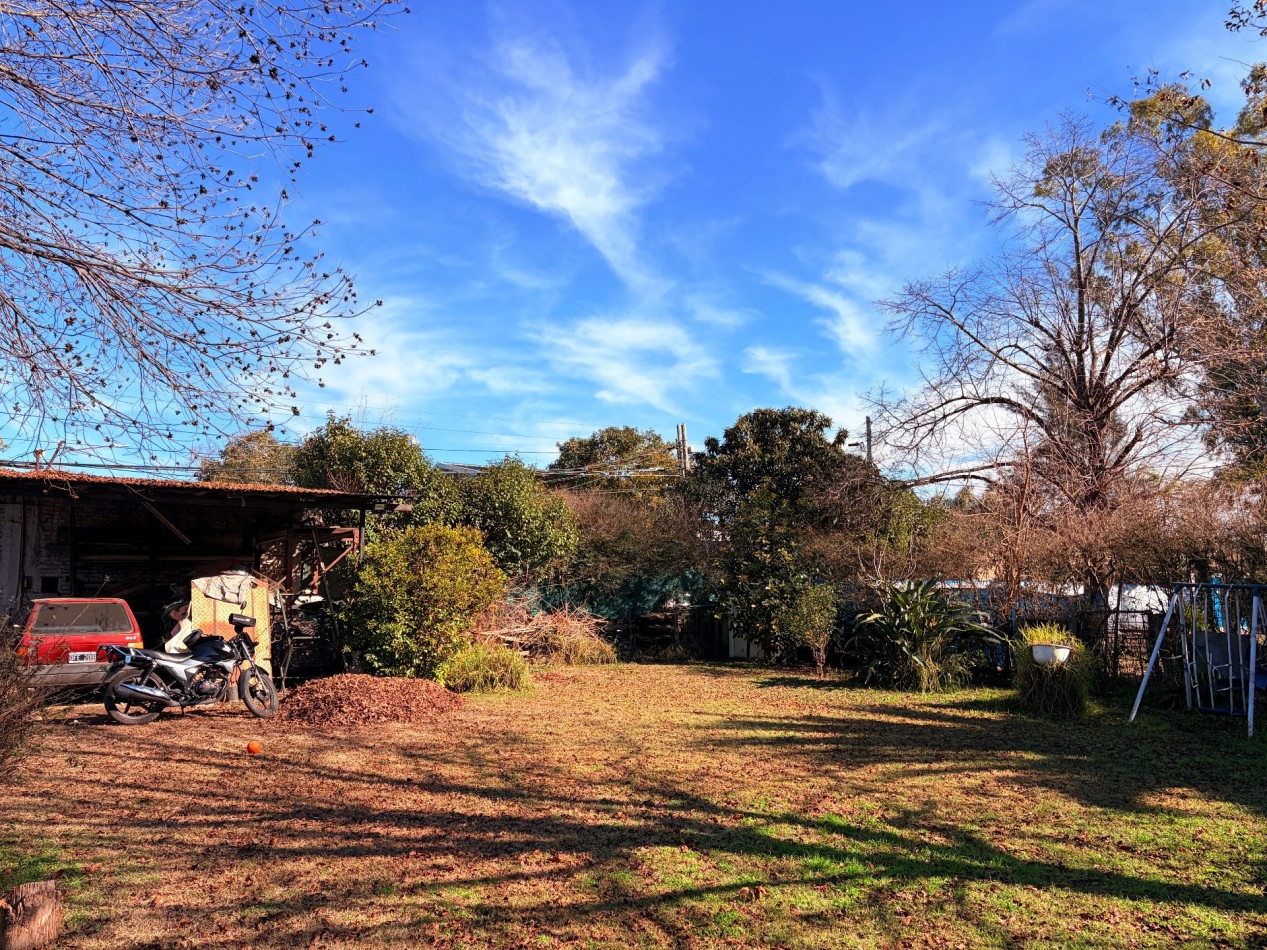 Venta de amplio terreno en Ituzaingo