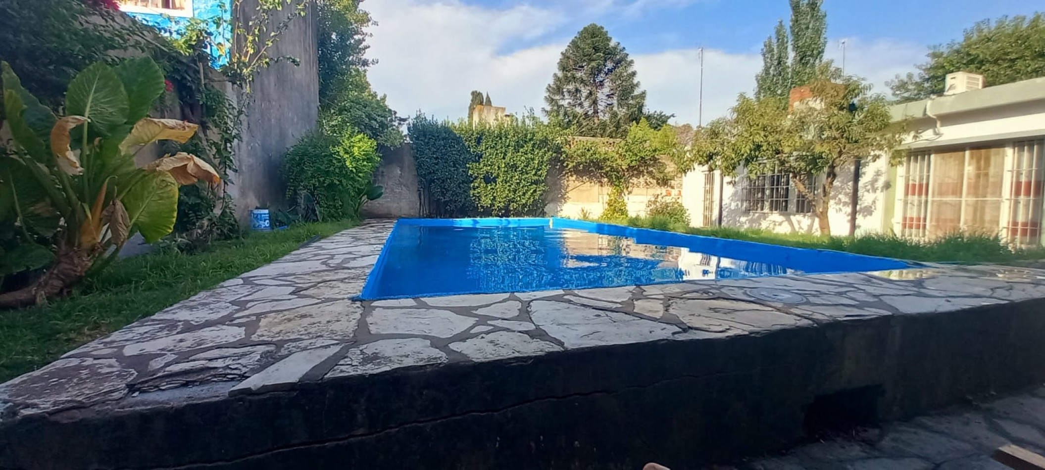 Venta de amplio terreno en Ituzaingo