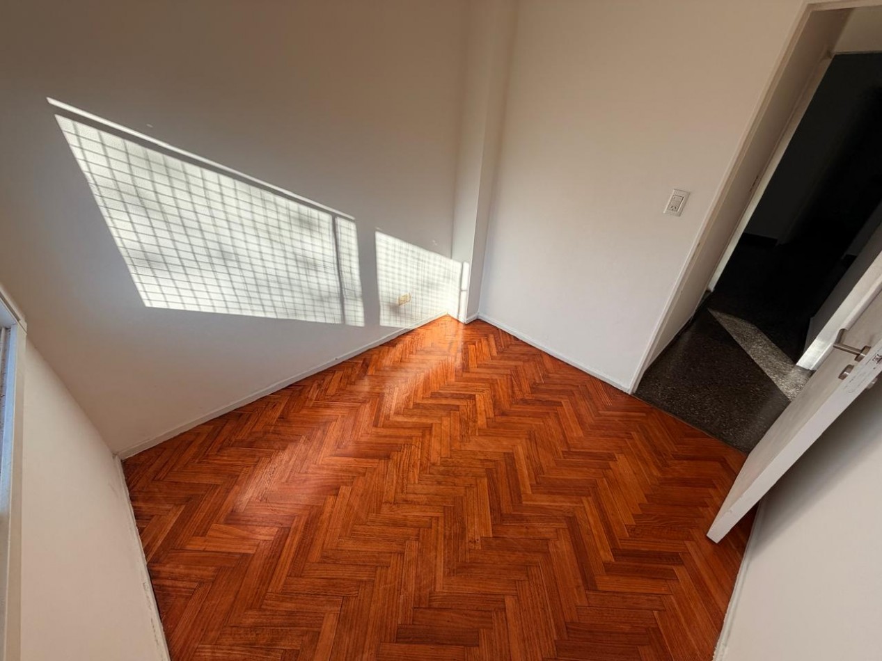Departamento de 3 ambientes en alquiler en Ramos Mejia