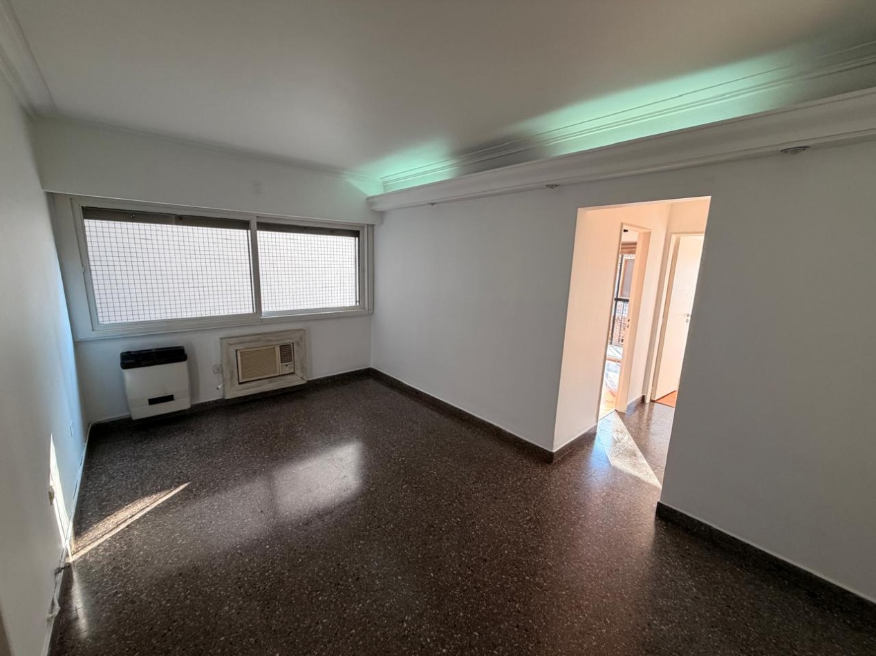 Departamento de 3 ambientes en alquiler en Ramos Mejia