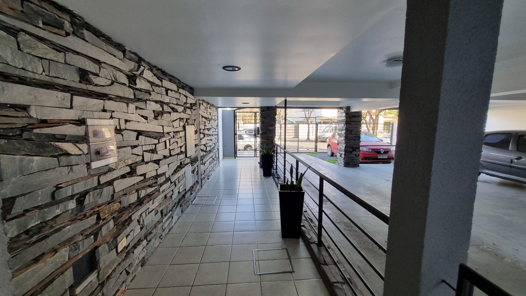 Vendemos departamento en Castelar