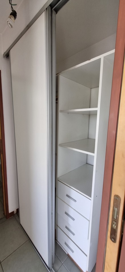 Departamento de 2 ambientes en Moron Sur