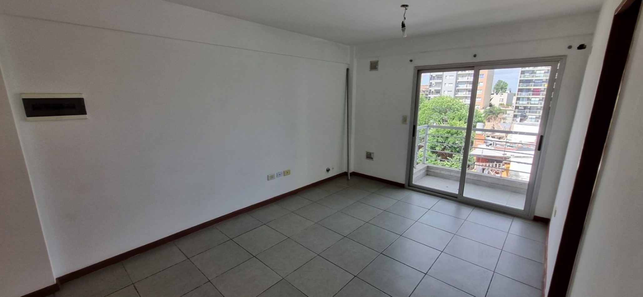 Departamento de 2 ambientes en Moron Sur
