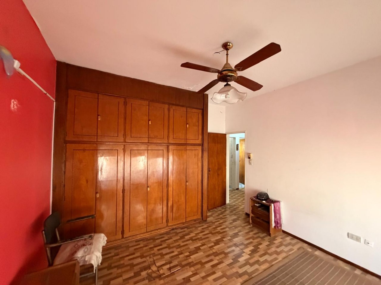 Venta de casa en Castelar Sur