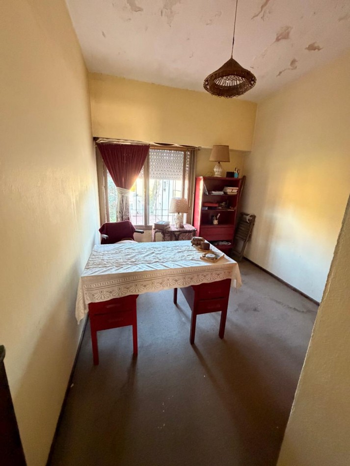 Venta de casa en Castelar Sur
