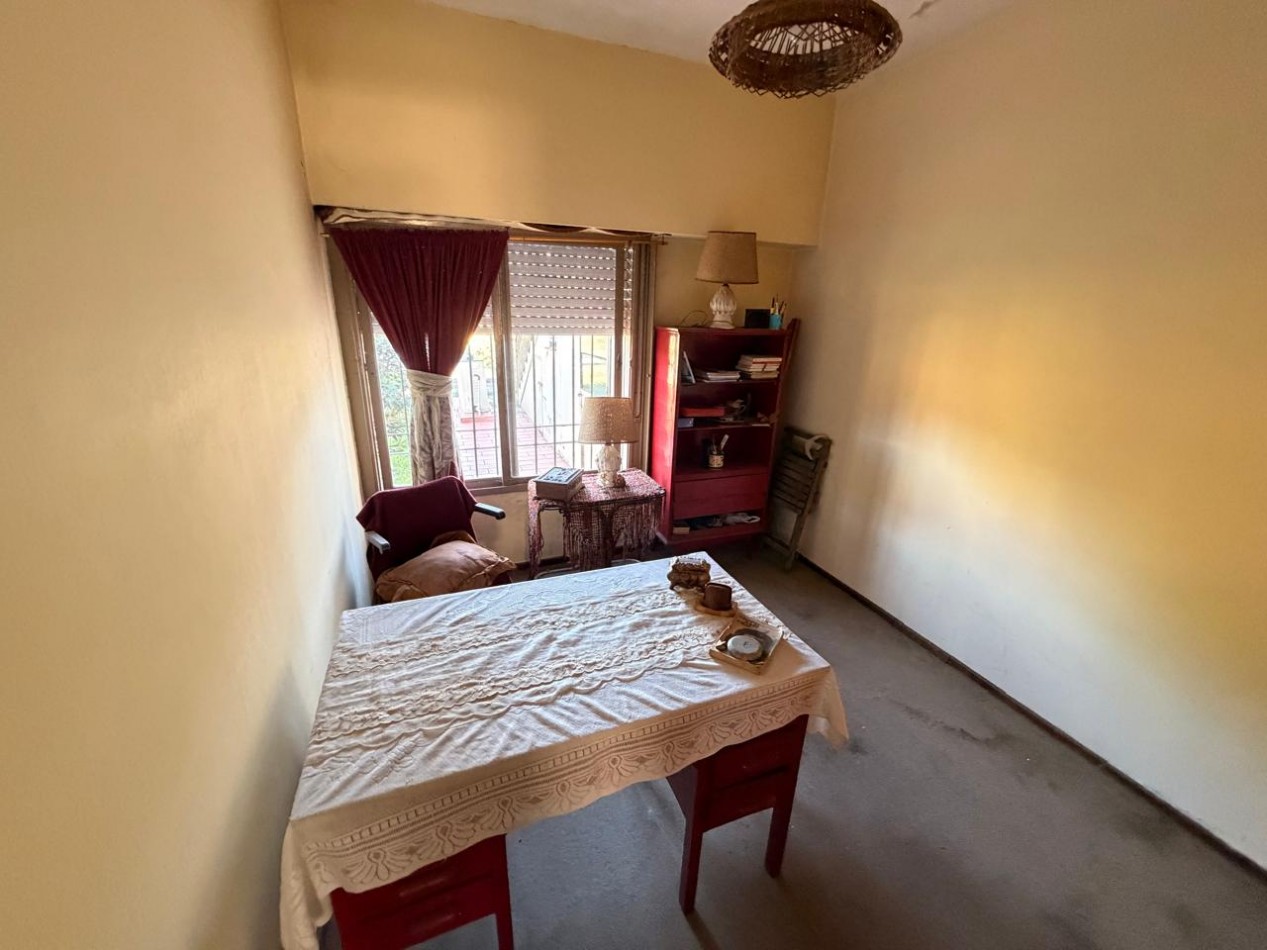 Venta de casa en Castelar Sur