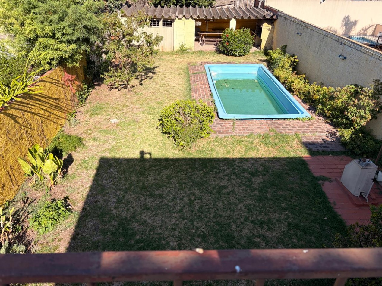 Venta de casa en Castelar Sur