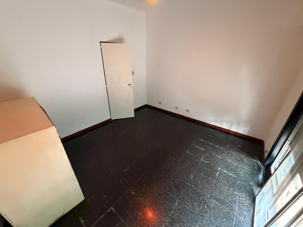 Venta de tres casas en Ituzaingo