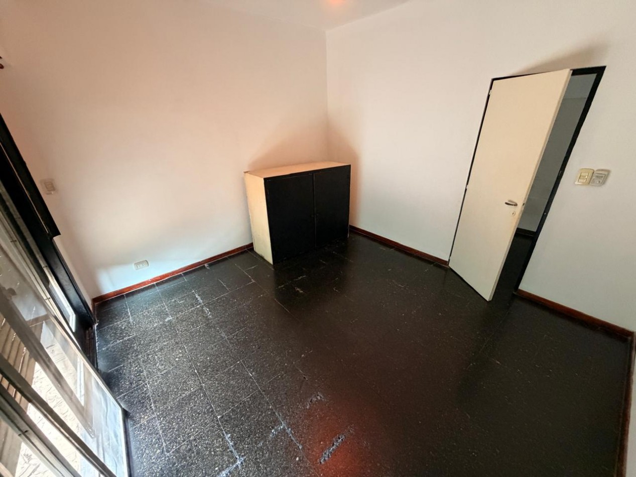 Venta de tres casas en Ituzaingo