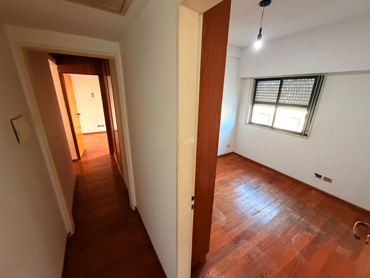 Venta tres ambientes Moron
