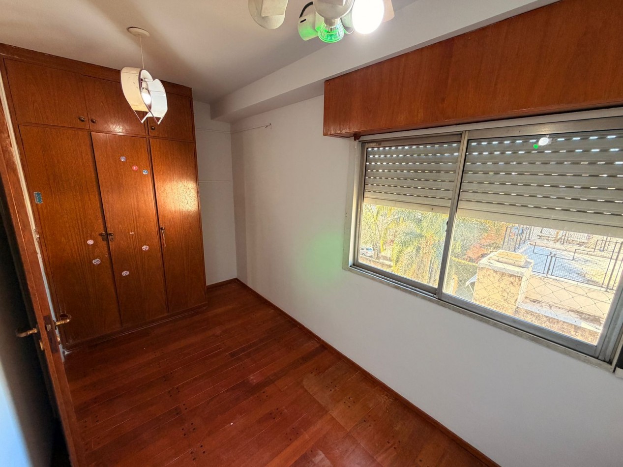 Venta tres ambientes Moron