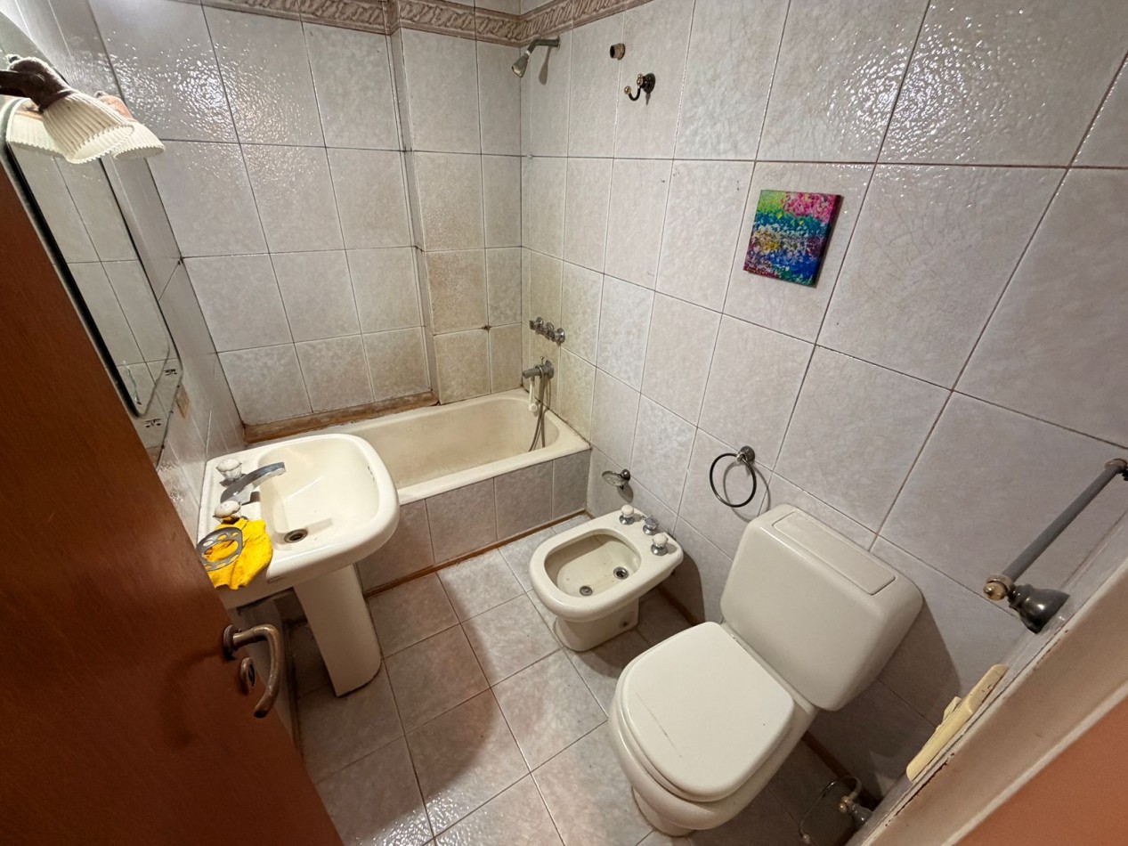 Venta tres ambientes Moron