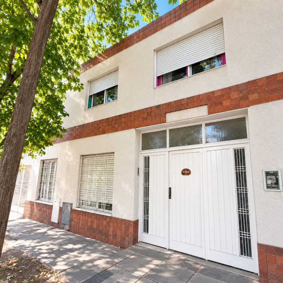 PH a venta en Castelar Norte