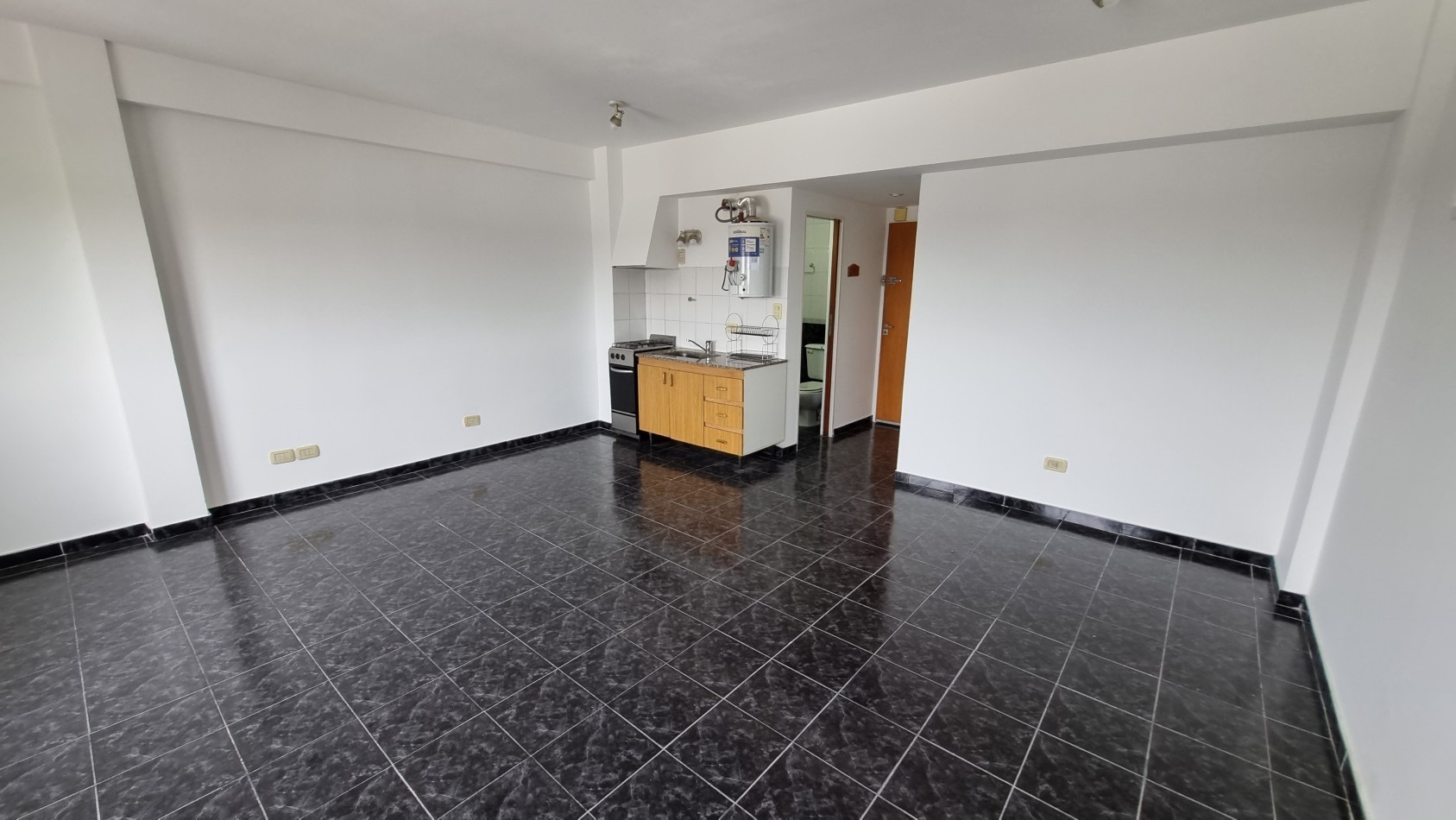 Monoambiente en alquiler en Moron Sur