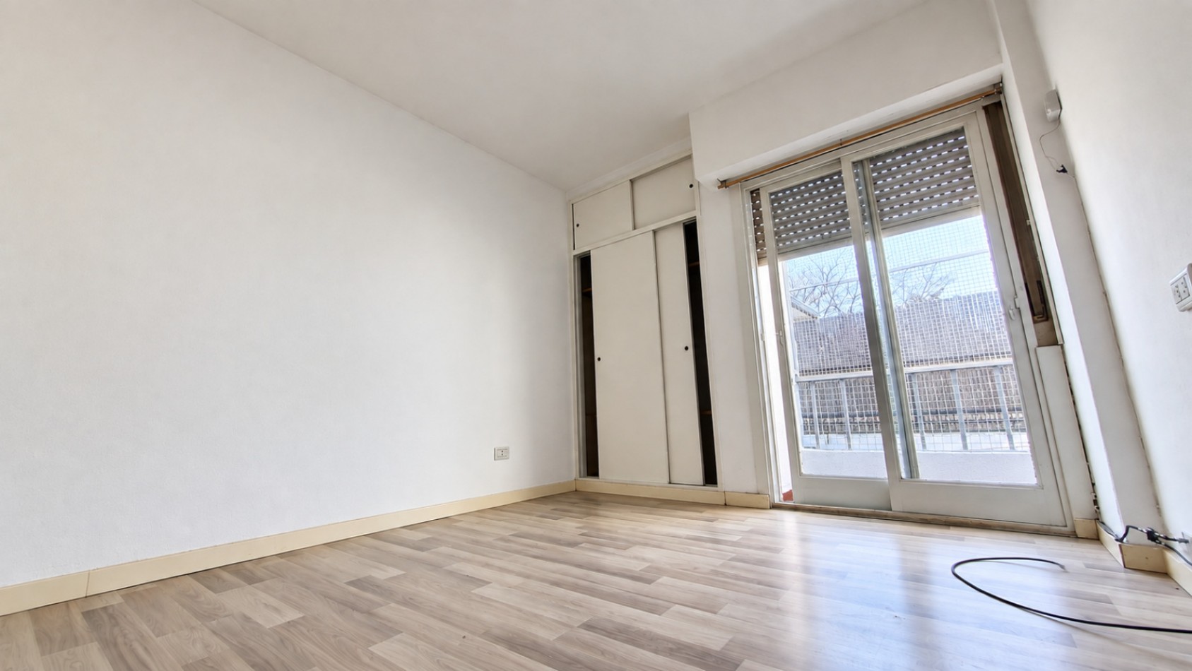 Duplex de 3 ambientes en Castelar Norte