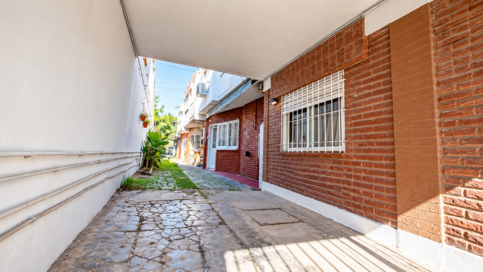 Duplex de 3 ambientes en Castelar Norte