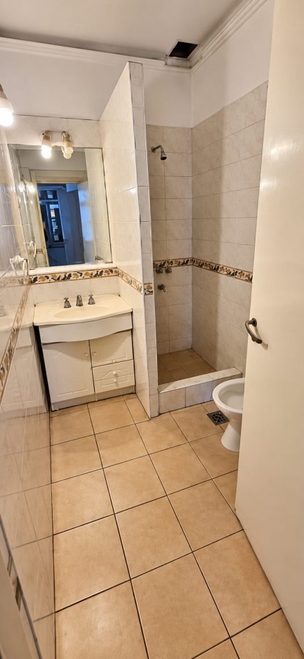 Departamento 2 ambientes en Castelar Sur