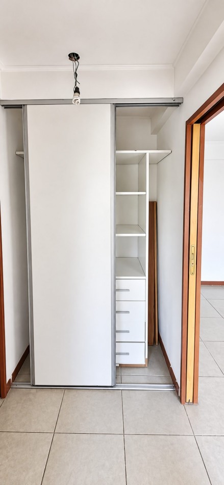 Departamento de 2 ambientes en Moron Sur