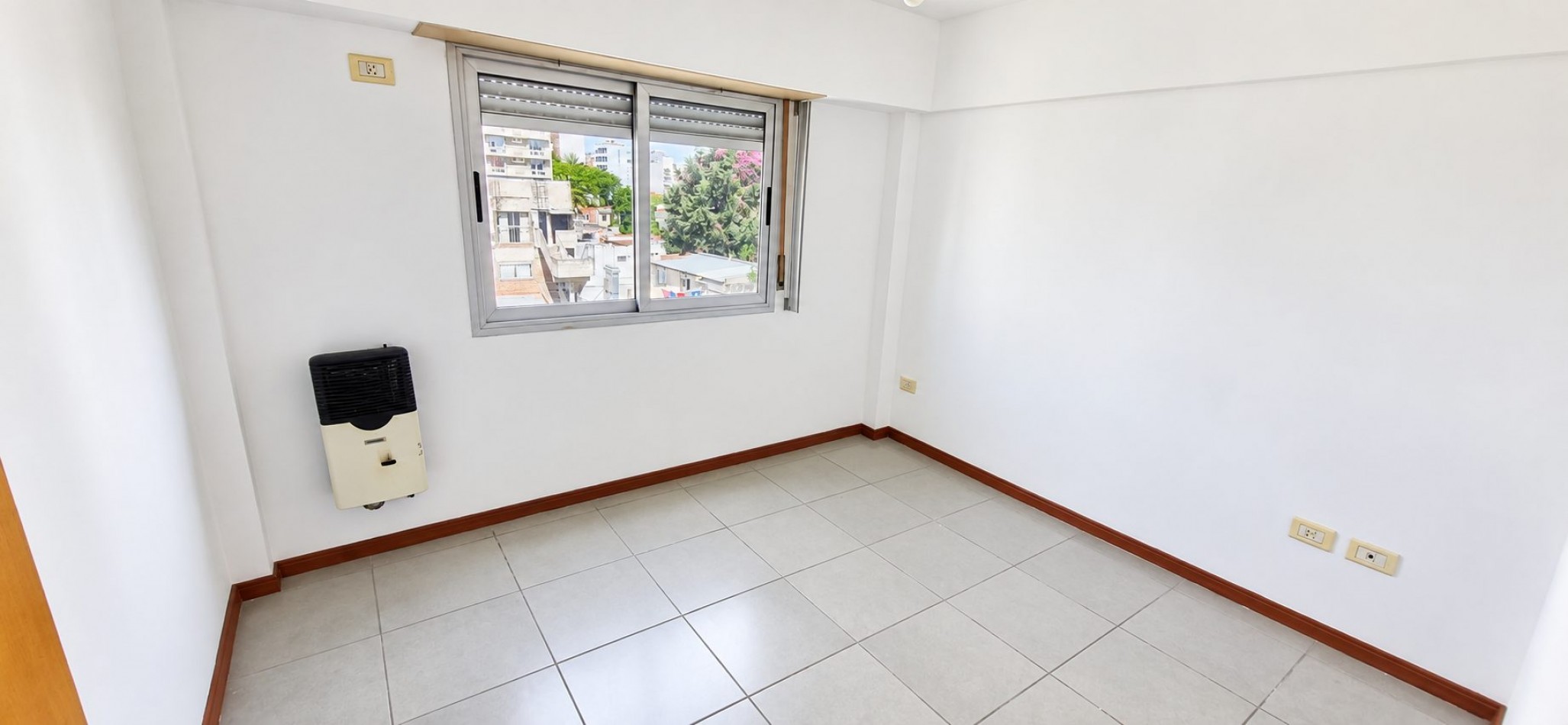 Departamento de 2 ambientes en Moron Sur