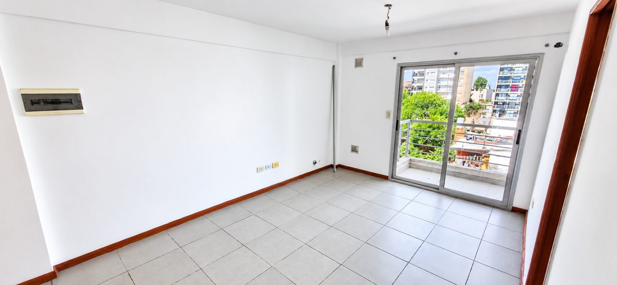 Departamento de 2 ambientes en Moron Sur