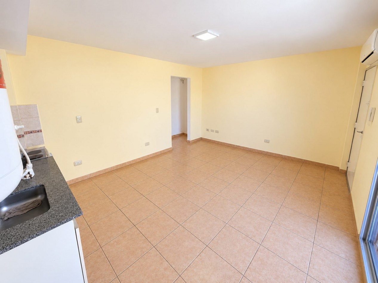 Vendemos departamento en Castelar
