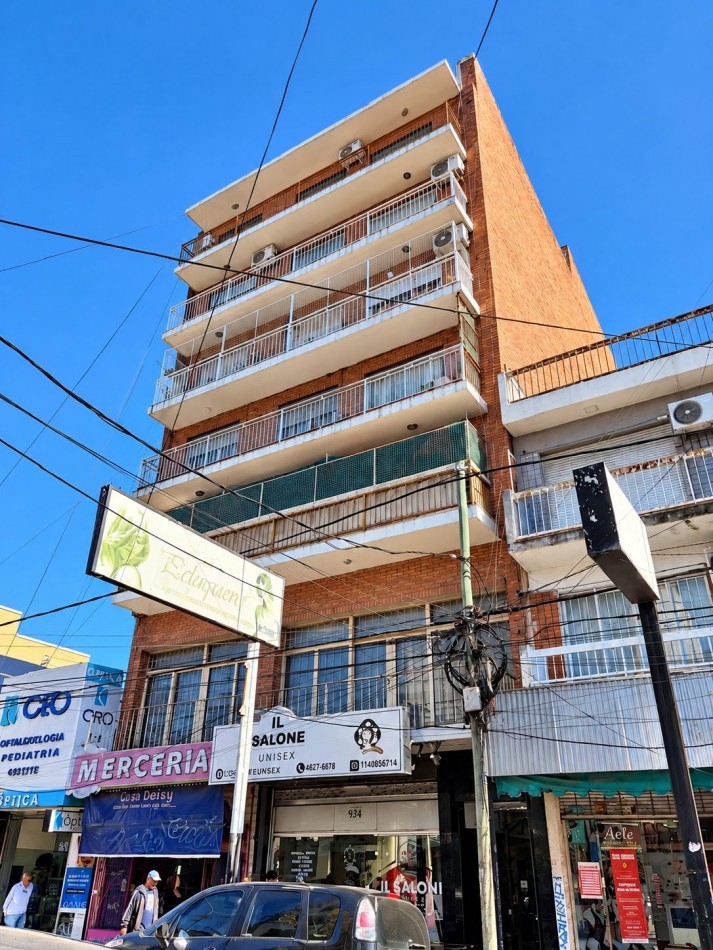Departamento 3 ambientes en venta en Castelar Norte