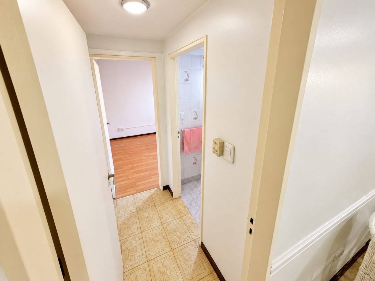 Departamento 2 ambientes en venta en Castelar Norte
