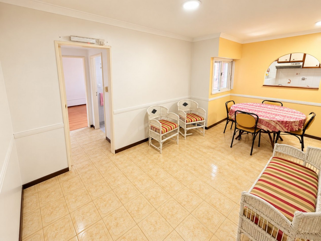 Departamento 2 ambientes en venta en Castelar Norte