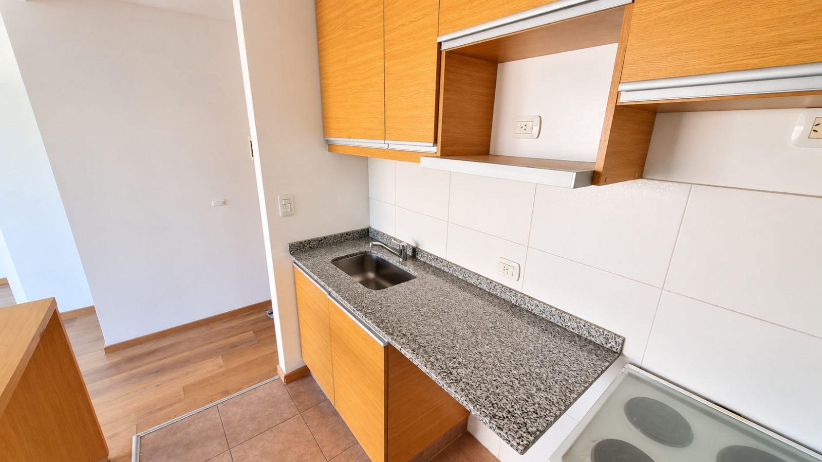 Monoambiente en alquiler en Moron Sur