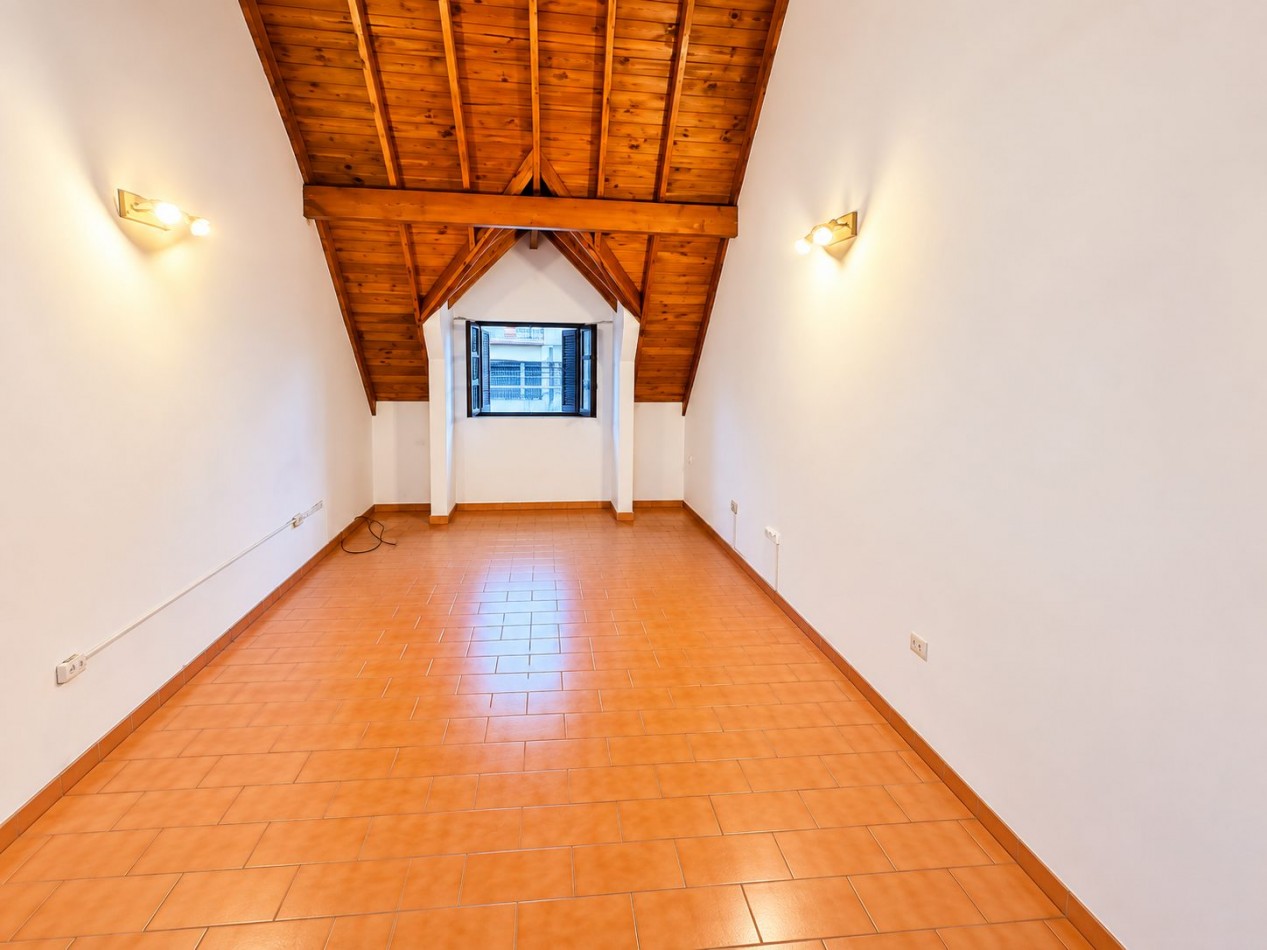 Monoambiente en alquiler para uso profesional en Castelar Norte