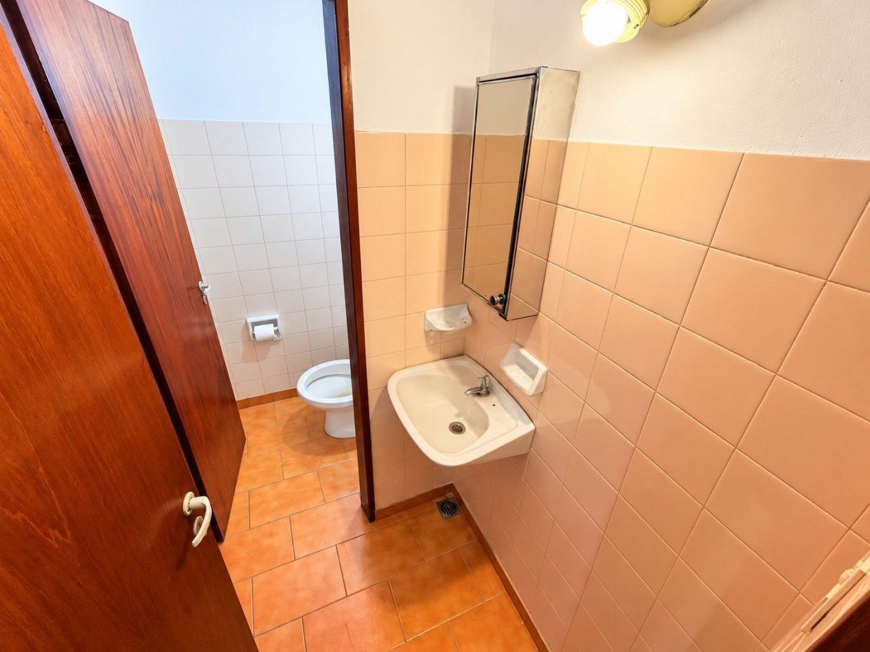 Monoambiente en alquiler para uso profesional en Castelar Norte