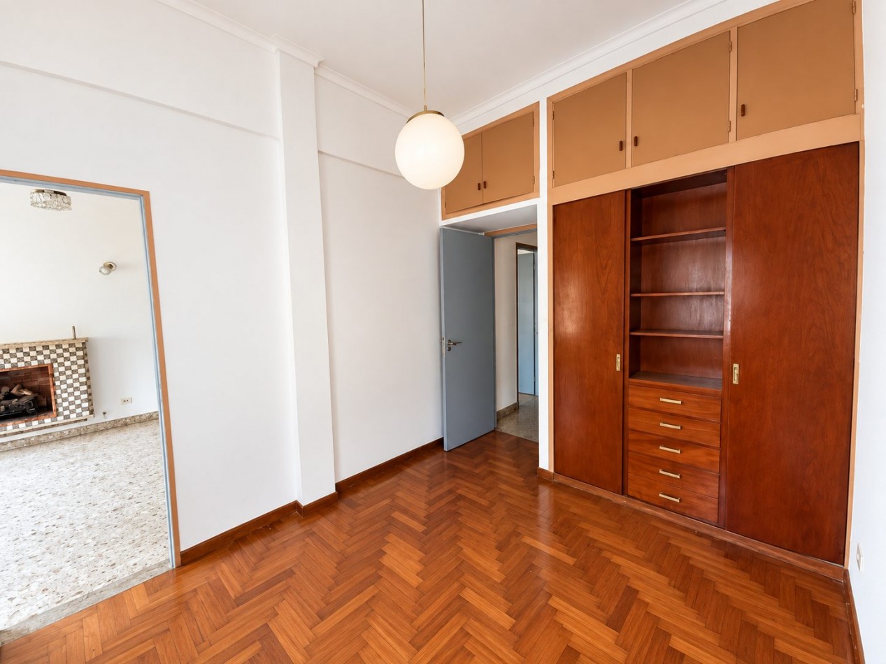 Casa en venta en Castelar Sur