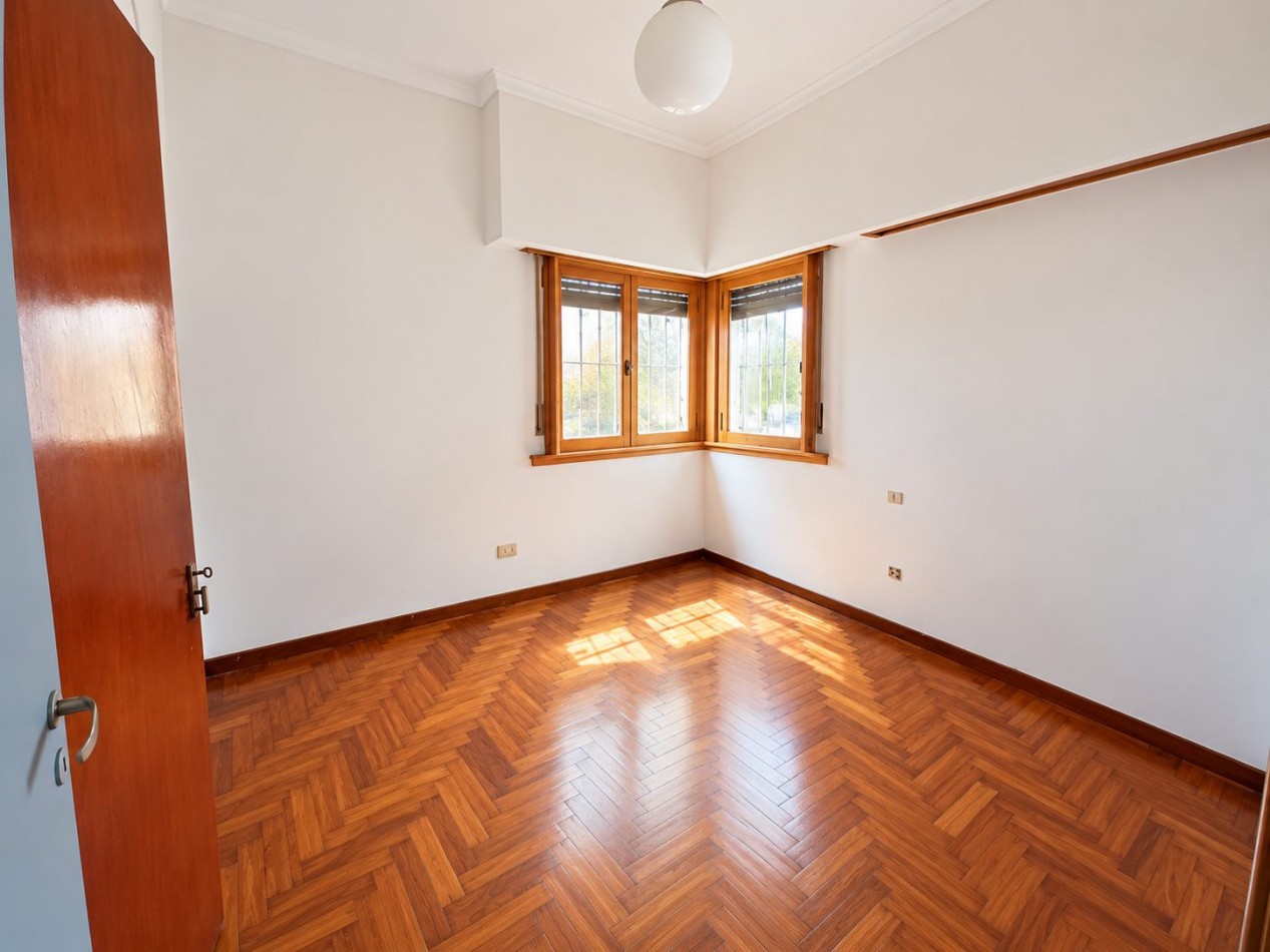 Casa en venta en Castelar Sur
