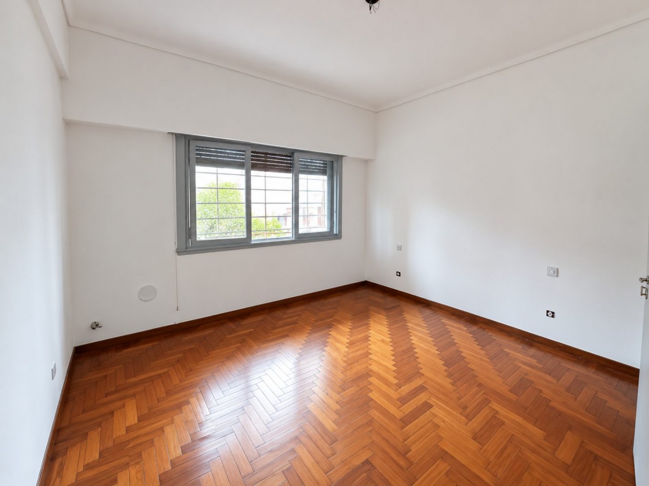 Casa en venta en Castelar Sur